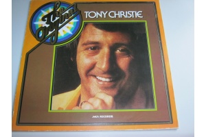Tony Christie    57ed0a64be033